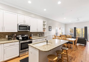 158 m² House ∙ 3 bedrooms ∙ 7 guests in Folly Beach