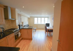 *Reduced* Zone 1 Waterloo Apartment w/En-suite in London