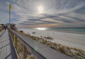 Upscale studio at The Village of Baytowne Wharf with AC, pool, hot tub & gym in Miramar Beach