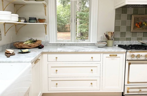Tisbury House | 6bedroom, 4bath, chefs kitchen, central air, ping pong, walking distance to town