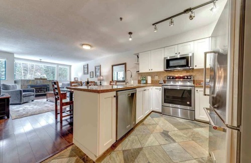 Upper Village Condo | Greystone Lodge 333 Ski-in/Out by Acer Vacations
