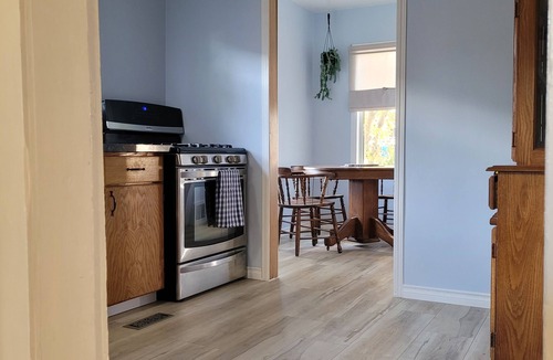 Fairview House | Pretty, cozy, "surprisingly spacious" house close to hospital and downtown.