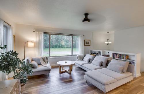Palmer House | Serene Palmer Home: Walk to Downtown & Riverfront!