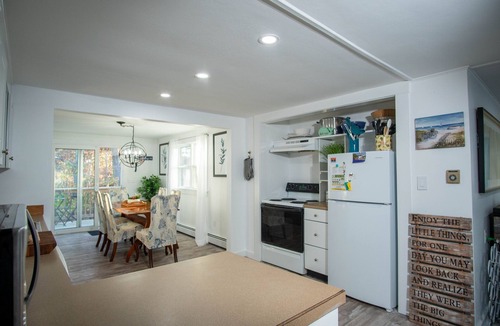 Campground Landing Cottage | Spacious Updated Home, 8 minute walk to beach, under new ownership as of 2022