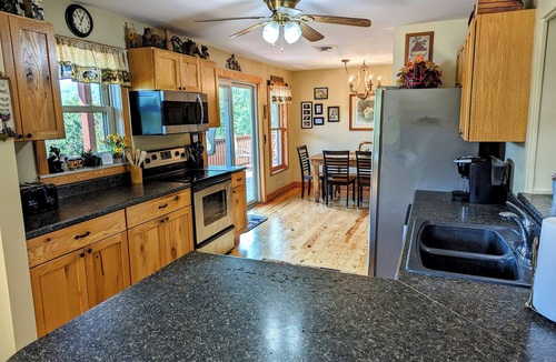 Sky Valley House | Spectacular Mountain and Golf Course Views. Perfect for Families and Foursomes!