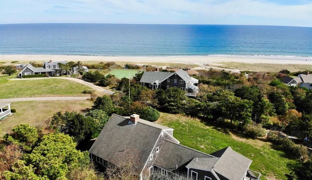 1 Minute Walk to Nauset Beach in Orleans