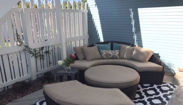2 bed Chic Santa Monica/Venice Beach. 8 min. walk to beach! in Santa Monica