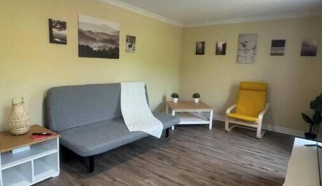 2 Bedroom Downtown and near Waterfront in Cornwall