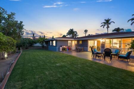 3 Living Rooms - Spacious - Family-Friendly in National City