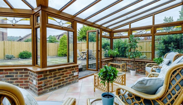 4 bedroom accommodation in Folkestone in Folkestone