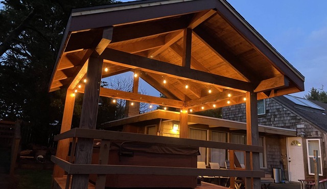 Beach Retreat House w/Ocean Views, Covered Hot Tub, & Large Fenced Yard in Lincoln City