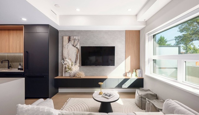 Brand New Award Winning Townhouse|3BR|Van West|Skytrain|12 min to Airport & DT in Vancouver