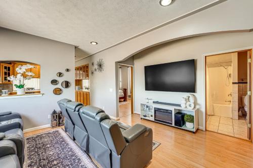 Centrally Located Condo Near Dtwn Grand Rapids in Comstock Park