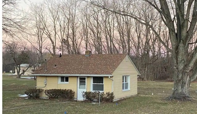 Cozy Cottage Guest House in Portage
