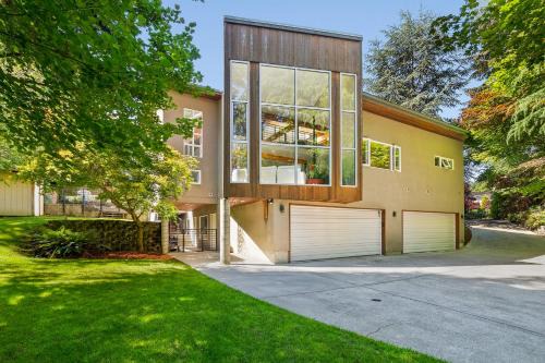 Dash Point Modern in Tacoma