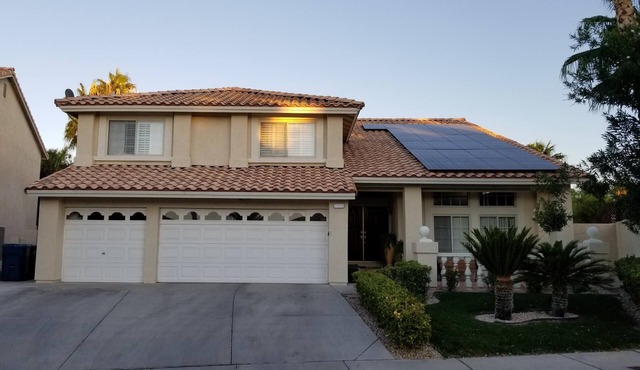 Gorgeous Place, Clean, spacious and beautiful home near the strip in Henderson