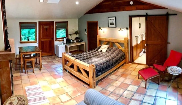 Hametli Suite in Kaslo