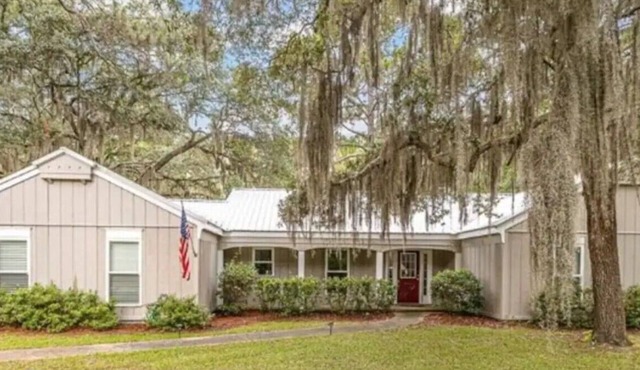 Indulge in the ultimate experience at Quite a Catch in coastal Darien, GA. in Darien