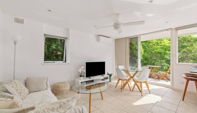 La Verdure An Intimate Beachside Getaway in Mosman
