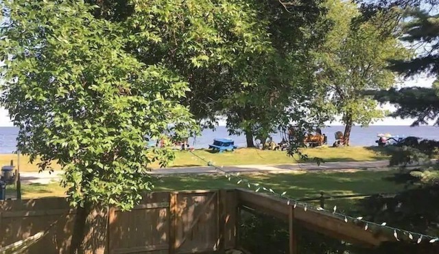 Lake Escape * 40 steps to beautiful beach in Gimli
