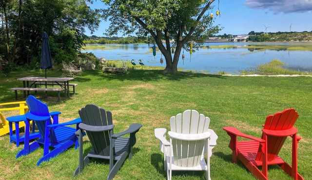 Lovely 'The Buoys Cottage' on Annisquam River! in Gloucester