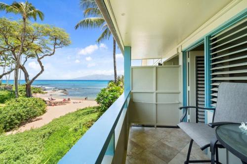 Napili Bay 210 · NB 210 Napili Bay Studio with Direct Ocean View in Kahana