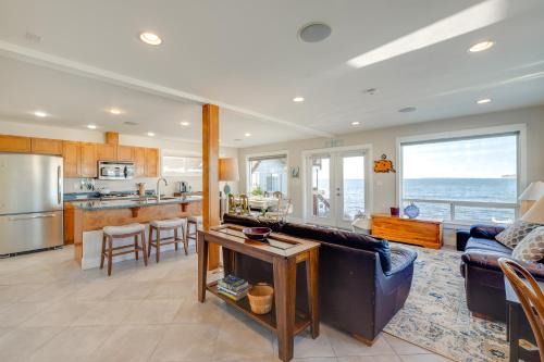 Ocean Views & Beach Access at Cottage on Birch Bay in Blaine