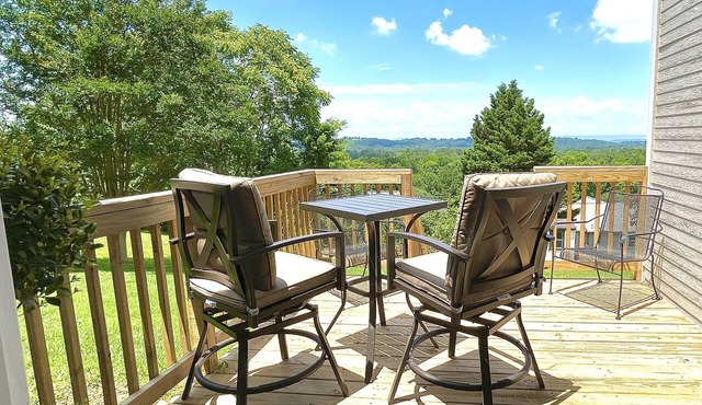 Our Castleview - Studio in Ringgold