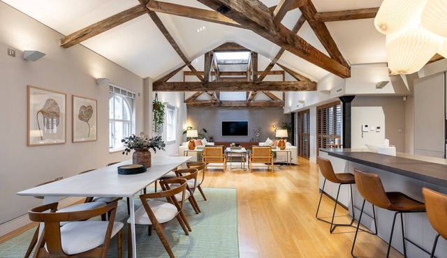 Pepys House: A Modern Touch of History in London
