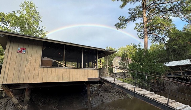 Private Waterfront Guest House w/Dock & Kayaks - Quiet Midway, GA in Midway