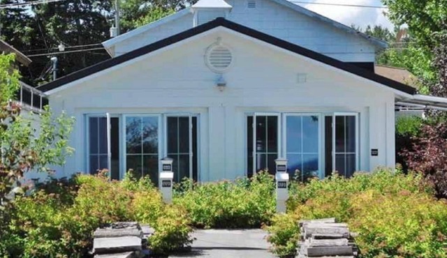 Quiet, Private, Waterfront - Luxury on 125 Ft. of Suttons Bay in Suttons Bay