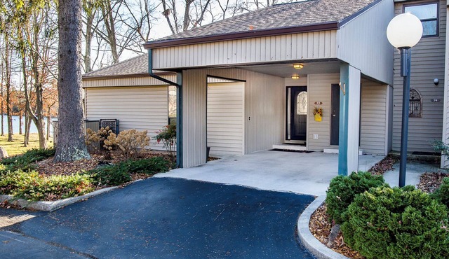 🌄 Resort Vacations at Fairfield Glade TN Best View on the Lake 2 bedroom/2 bathrooms in Fairfield Glade