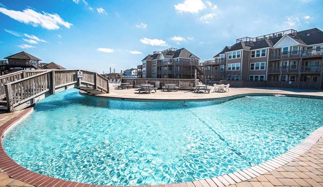 Spacious 2BR Condo w/Beach Access in Kitty Hawk