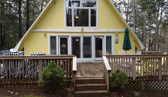 Spacious Walloon Cottage - Minute Walk to Lake, Village and Entertainment in Walloon Lake