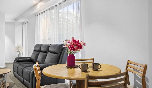 Stylish 2-Bed Apartment by 888 Collins in South Melbourne