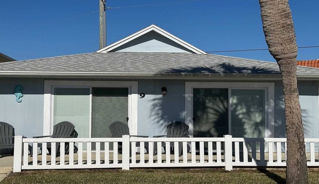 Surf Crest 9 Ocean front property 2 bdrm 2 bth cottage, Pet Friendly in ST AUGUSTINE
