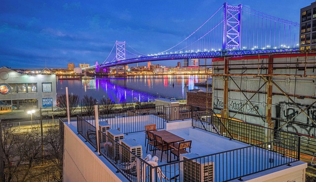 The Blanco | Luxe 2BR Suite with Private Rooftop in Philadelphia