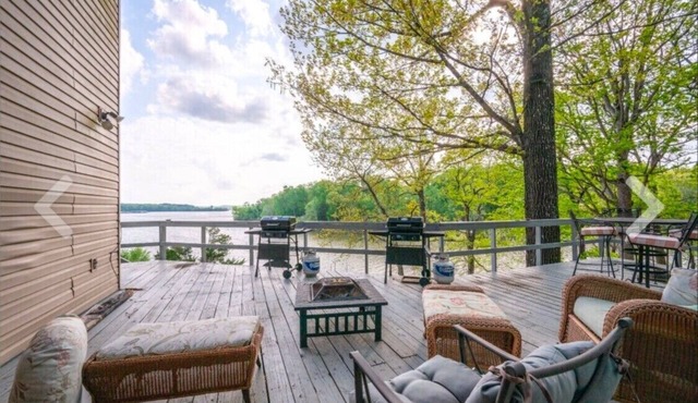 Waterfront Retreat for the whole family in Camden