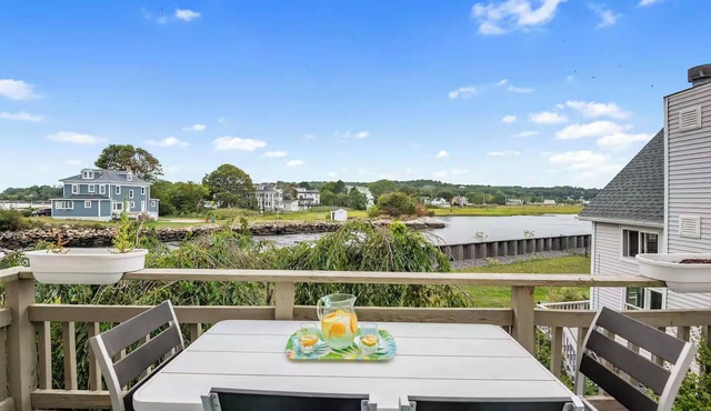 Waterway View; Steps to Ocean, Beach, Blvd, Park in Gloucester
