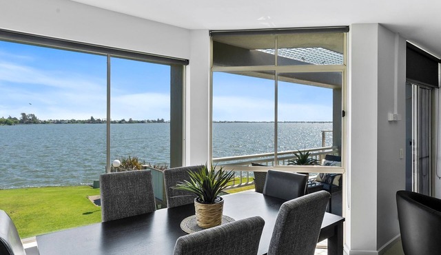 Yarrawonga Lakeside Apartment 50 in Mulwala
