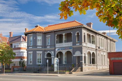 Ballarat 