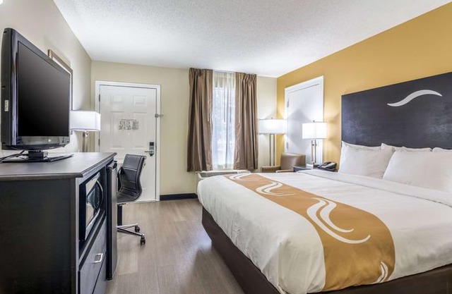 Quality Inn University 