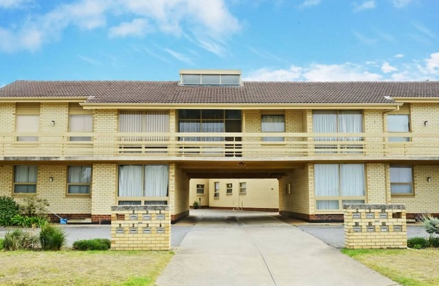 Esplanade Victor Harbor 