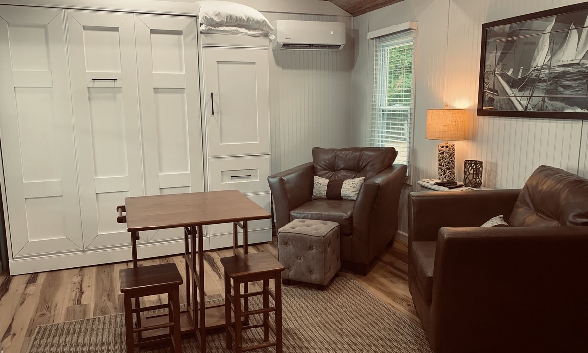 Lexington Cottage | Couples Getaway on Lake Huron 2 miles south of the quaint town of Lexington