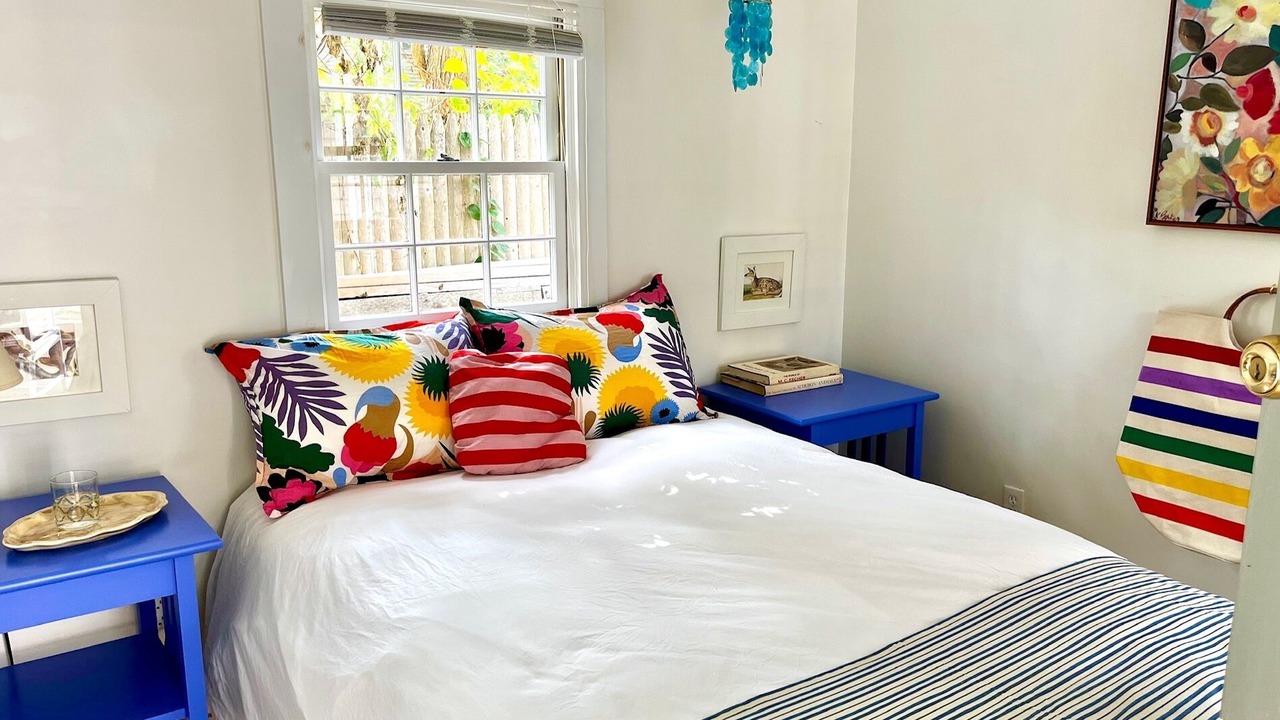 Photo of Bedroom in Lagoon Heights