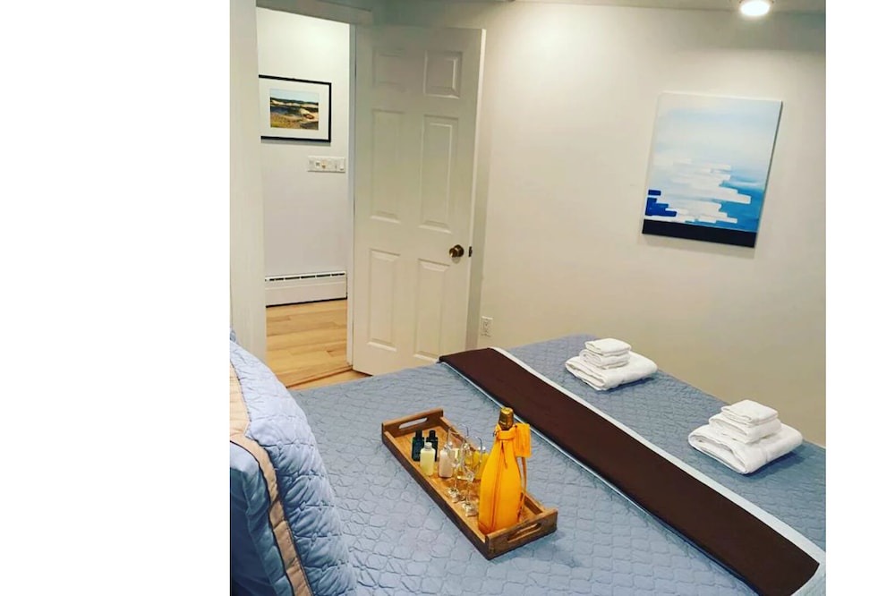Photo of Bedroom in Commercial Street