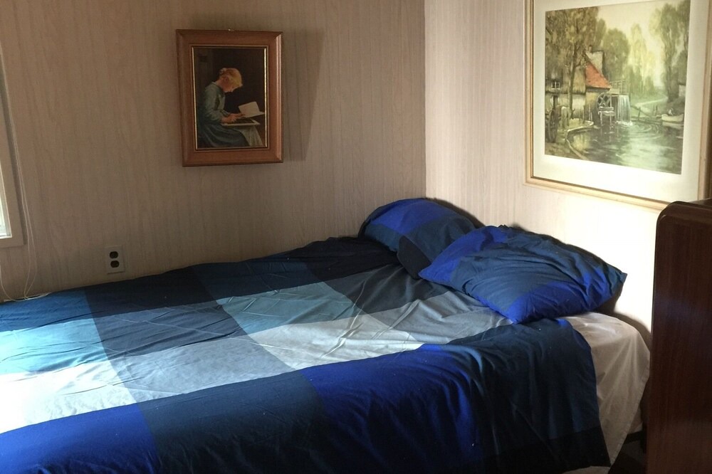 Photo of Bedroom in Victoria Beach