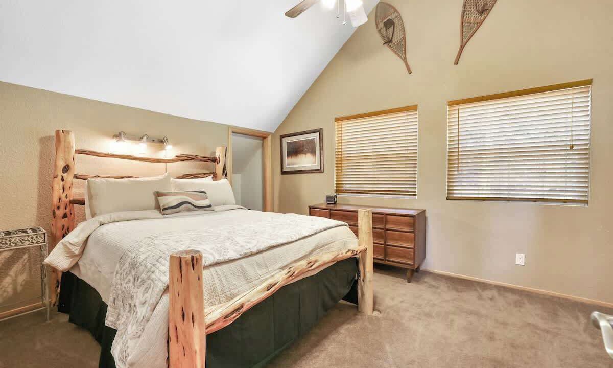 Photo of Bedroom in Sierra Cedars