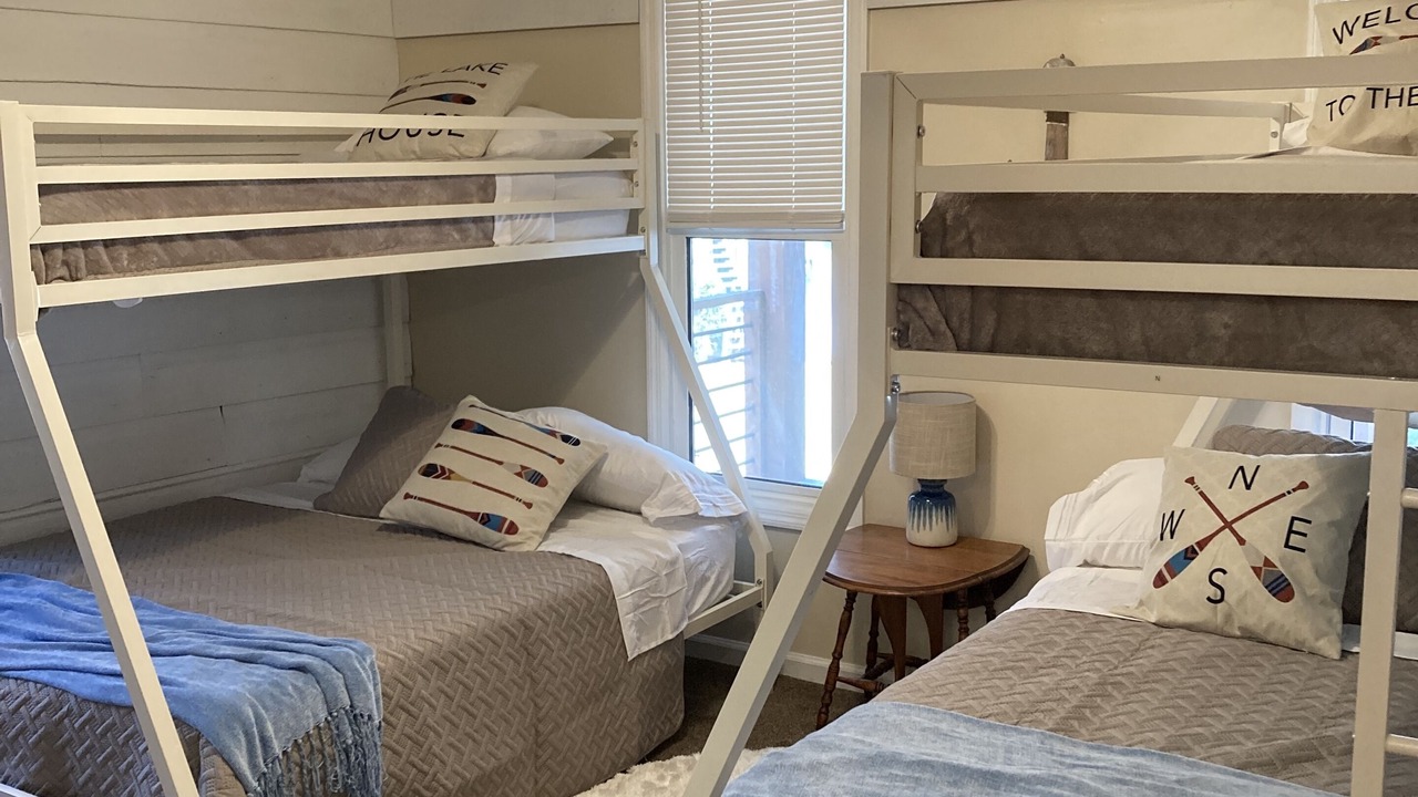 Photo of Bedroom in Blairsville