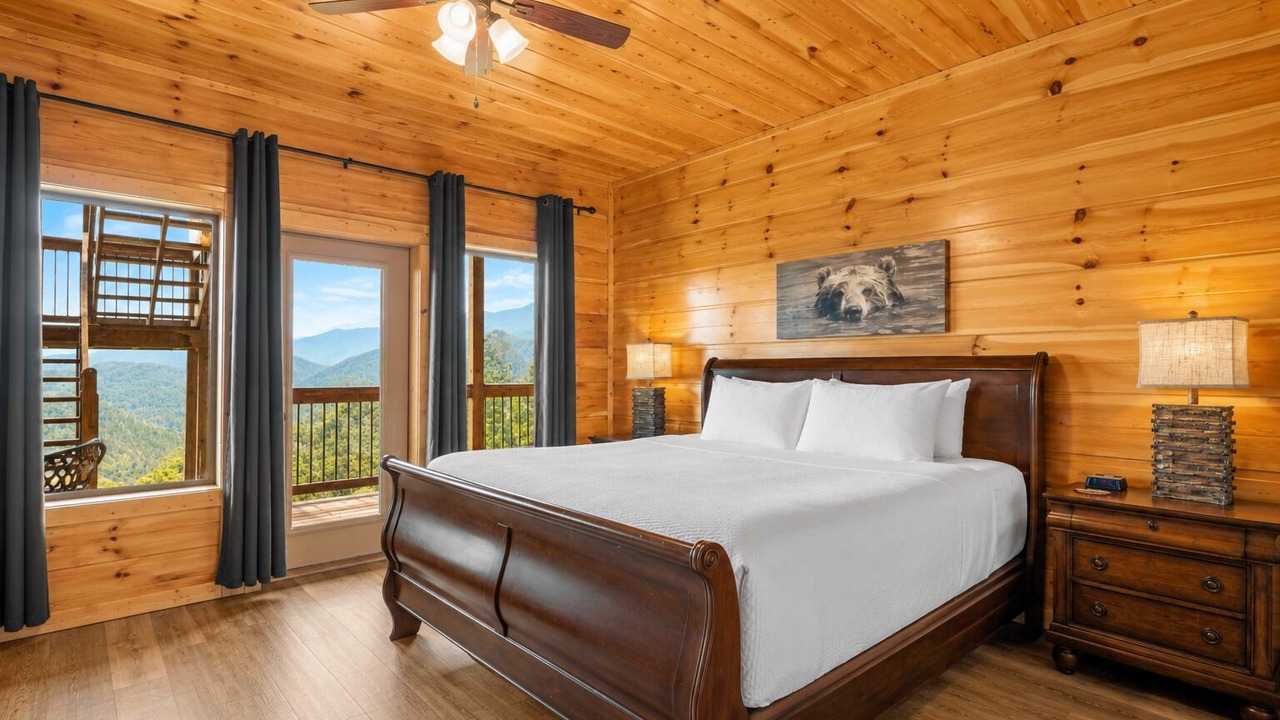 Photo of Bedroom in Pittman Center